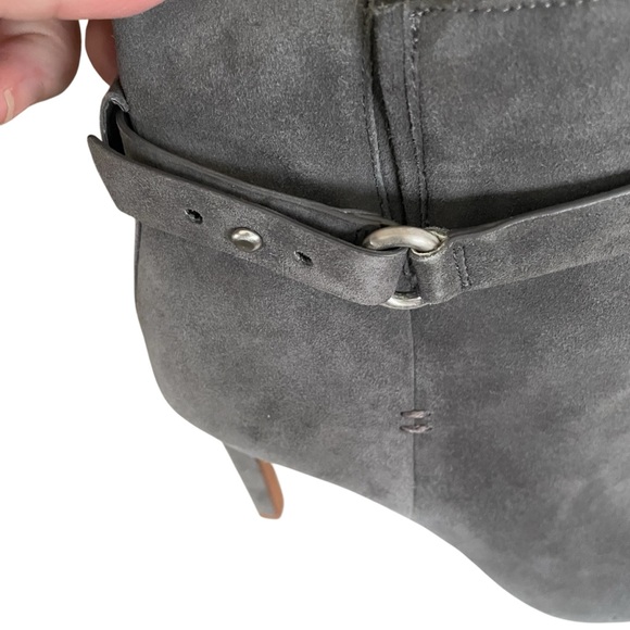 NWOT BCBGeneration Cassia Ankle Suede Peep Toe Booties Womens Size 7.5 Dark Gray - Picture 4 of 11